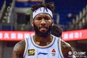 杰曼距顶级外援水准显然有差距 曾凡博外线手感明显下降基本隐身