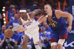 露天看台预测26年10大事件：詹姆斯宣布退役 字母被交易 掘金夺冠