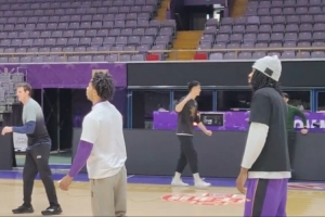 北控新后卫外援小尼尔森亮相