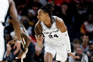 场均15分！Siegel：马刺侧翼瓦塞尔遭遇左侧内收肌拉伤 归期未定