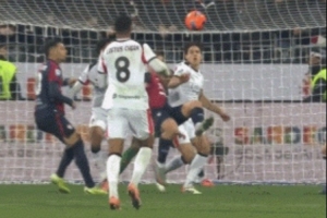 前意甲裁判：里奇的右臂触球时紧贴身体，因此不判点球是正确的