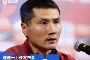 邵佳一谈新老交替:C罗40岁继续进球 梅西35岁拿世界杯 表现最重要