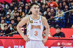 替补很准！贾明儒12中7&4记三分拿下18分1板1助1断