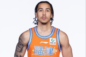 无奈输球！特莱斯绝平把比赛拖进加时 全场空砍41分4板12助2断