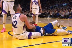 恶心心🤺巴特勒躺乐福腿上睡觉 争球前还头碰头贴贴