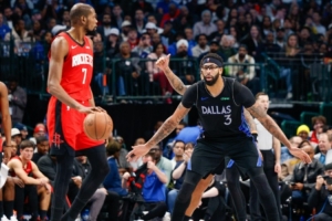 键盘侠|戴维斯恨火箭相遇就爆发！火箭没中锋没组织&KD独木难支