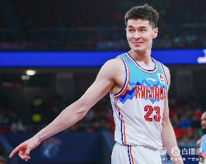 高效全能！阿不都沙拉木11中7拿下18分5板6助1帽