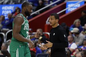 连胜终结者！凯尔特人今日终结快船6连胜！11月曾终结活塞13连胜