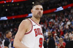 打出交易价值！武切维奇15中11&三分4中3砍全场最高28分&有7板8助