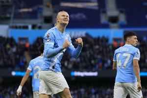 哈兰德本赛季5场英超主场比赛进球2+，差1场追平22-23赛季纪录