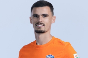 官方：前云南玉昆外援内内加盟马来西亚劲旅柔佛新山