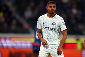 意天空记者：迪乌夫遭遇轻微屈肌疲劳，所以缺席国米对阵博洛尼亚