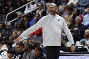 斯图尔特：我们全力支持比克斯塔夫 帮他战胜老东家意义重大