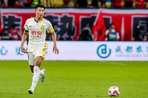 博主：王子铭已于昨晚飞抵成都，即将向成都蓉城俱乐部报到