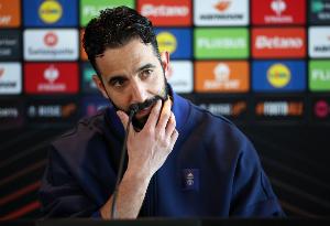 后弗格森时代曼联6任正式主帅有5人胜率超5成，仅阿莫林不到37%