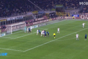 锁定胜局！图拉姆接右侧角球门前肩膀撞射入网，国米3-0博洛尼亚