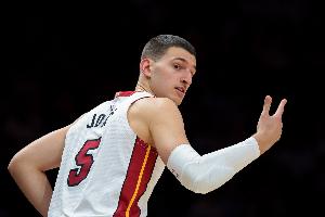 约维奇：我始终相信自己的能力 站上球场就想向全队证明自己价值