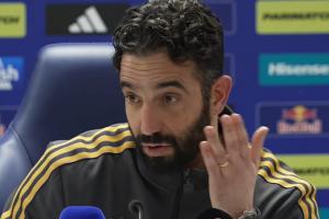 阿莫林：我是来做经理而非教练 要么再干18个月要么高层决定改变