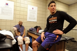 布克是下一个科比？杨毅：布克没有科比的身体素质和强硬