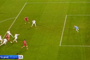 维尔茨越位疑云！球迷晒图质疑英超判罚：小孩都看出来越位了