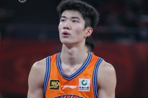 偰李永炜：时刻准备好上场 感谢卢伟指导信任我 球队防守做得很好