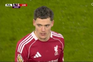 还有意外收获！维尔茨自觉越位没庆祝，改判进球有效依旧表现平淡