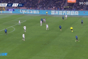 打进一球然后...劳塔罗门前绝佳机会中框弹出，随后单刀被扑+解围