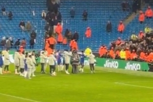 1-1平曼城后，里斯·詹姆斯呼吁球迷为麦克法兰及其团队送上掌声