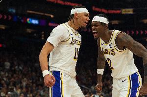 艾顿：范德彪就是个拼命三郎 球员在场上拼命是有感染力的