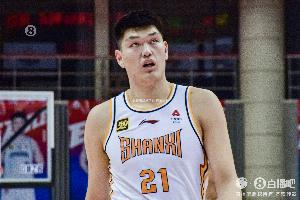 高度绝对优势！刘传兴替补25分钟拿12分7板 正负值+29全场最高