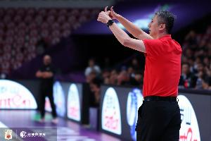 继续考察球员！媒体人：郭士强今晚将现场观战广州VS新疆