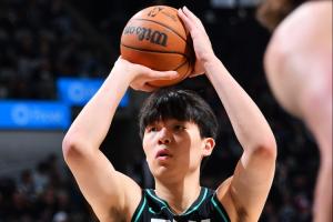 给咱狠狠地罚！杨瀚森在NBA16罚15中 命中率比在CBA高了一半！