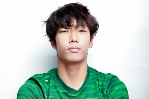 博主：国安U21球员戴金宇试训中超升班马重庆铜梁龙