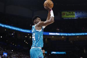 今日28分！布兰登·米勒：队友把我放在好的位置 并相信我的投篮