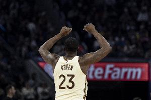 持续低迷！追梦方圆3米没人 空位三分继续铁&开场3中0