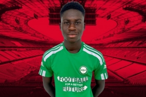 直入一线队！记者：拜仁冬窗首签18岁恩迪亚耶被视为顶级B2B天才