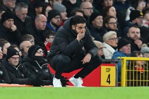 阿莫林与球员关系比想象疏远，无法与曼联就规划达共识让他很沮丧