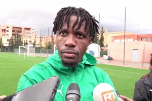 对阿莫林下课有何看法？扎哈一脸懵：没啥感触，我专注于非洲杯