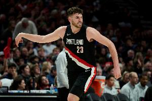 队记：开拓者选克林根时就坚信他能投NBA级别三分 尽管他大学不投