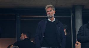 图片报：莱比锡在葡萄牙集训，克洛普亲临现场视察