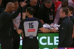 叒坏了？太阳与火箭比赛计时器第3次出现问题 合议后启动应急预案