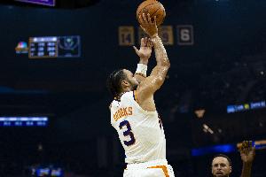 毫不手软！狄龙关键中投命中 帮助太阳反超火箭