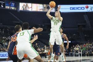 23分5助！媒体人：林葳短时间打出这数据实属不易 训练没啥捷径