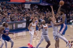 别别别...哥们好球啊！恩比德抹过防守不看筐瞎扔抛投 打板命中