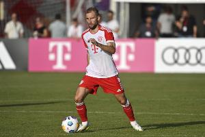 踢球者德甲边后卫评级：莱默尔、劳姆、曹法尔洲际级