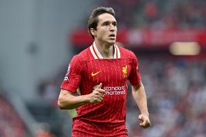 米体：尤文更需要解决中锋和中场问题，小基耶萨并非引援刚需