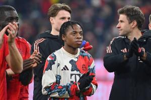 体图：拜仁17岁小将麦克可能被外租，孔帕尼非常欣赏他