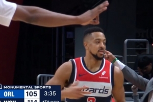 还得是老将！CJ抛投+三分 奇才关键时刻一波7-0打停魔术