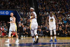 雷吉·米勒：勇士目前不是争冠球队 我只希望他们没浪费库里时间