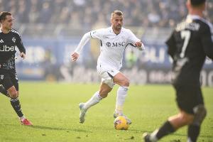 记者：瓦尼亚买断条款2月拿分后触发，斯皮纳佐拉、胡安有望续约